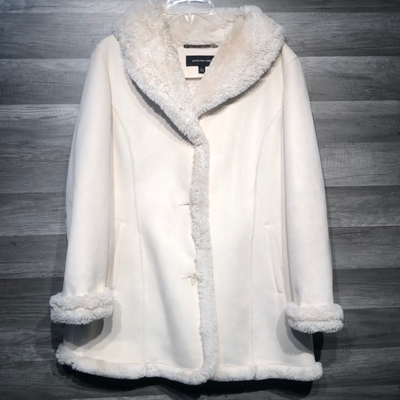 Jones New York Jackets & Blazers - Jones New York faux suede fur coat large